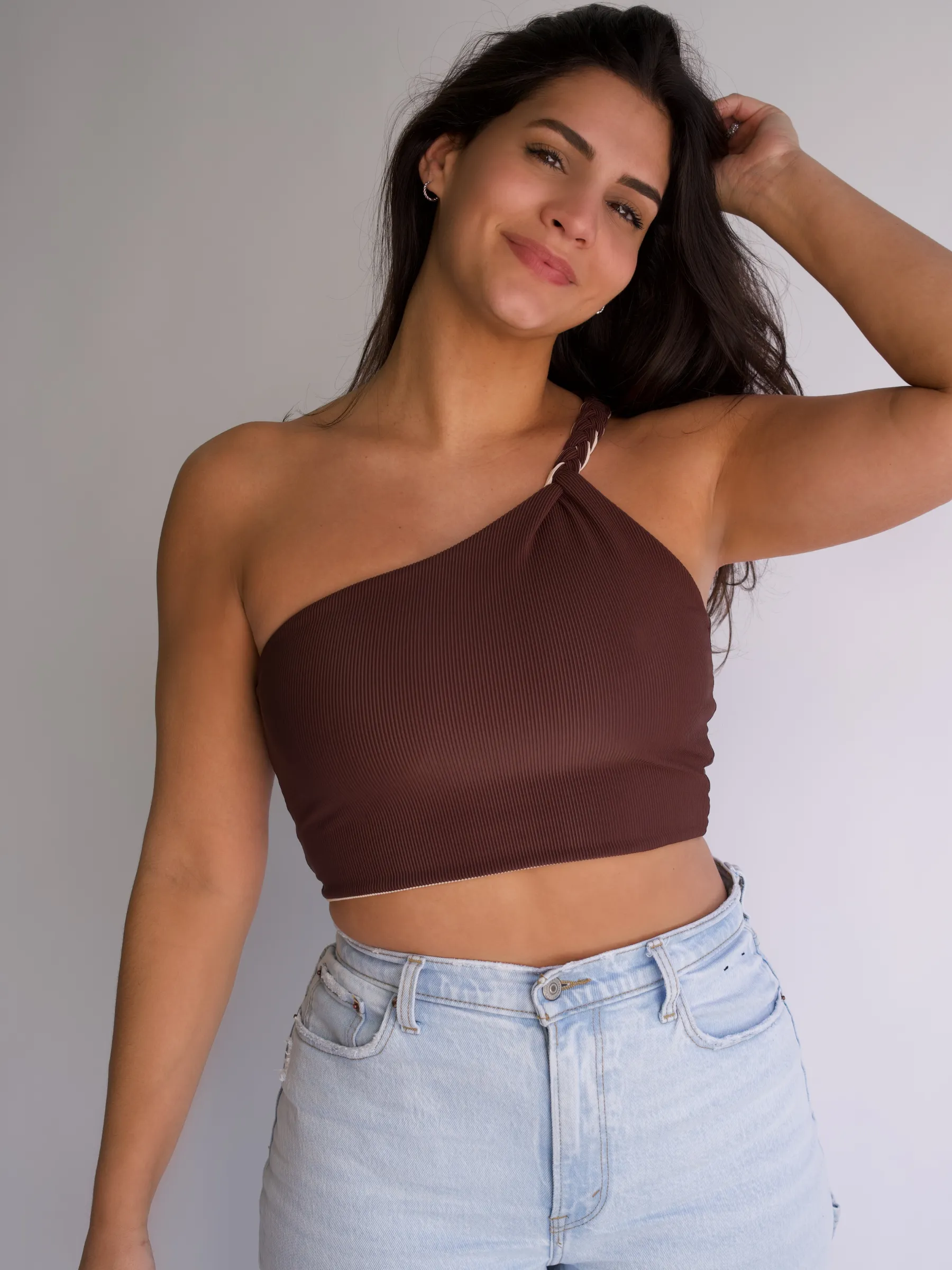 The Elle Crop