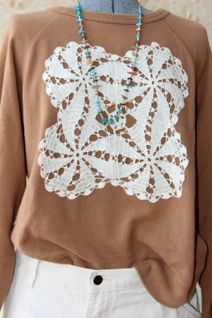 The Highlands Foundry Vintage Crochet Patch Fleece Crew THF102