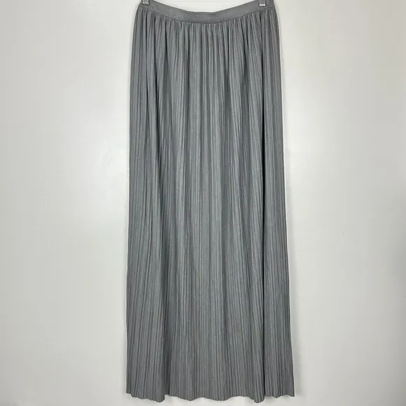 THEORY Osnyo Drapey Tee Pleated Maxi Skirt