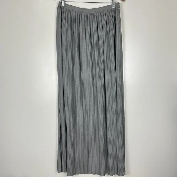 THEORY Osnyo Drapey Tee Pleated Maxi Skirt