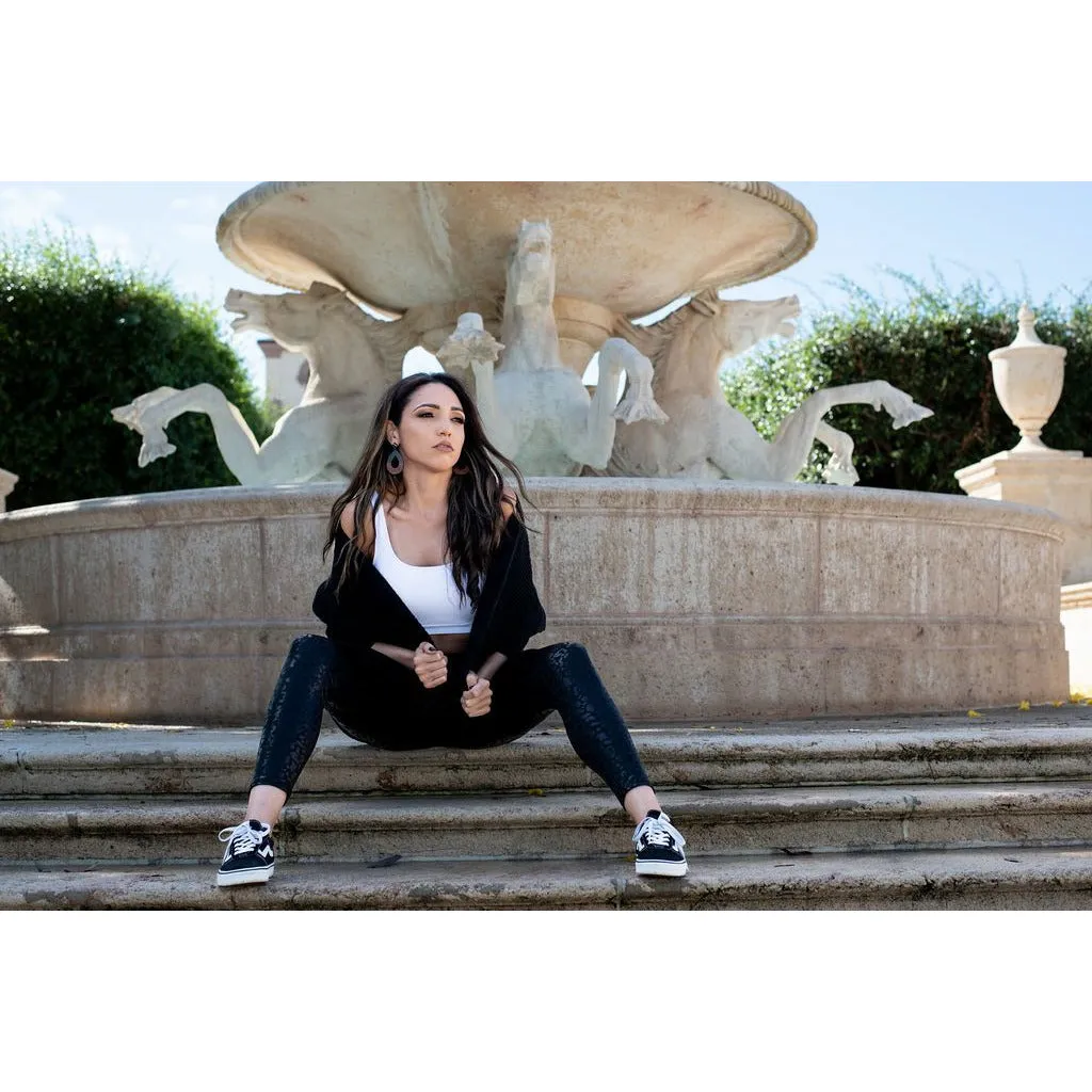 Tori White Brami
