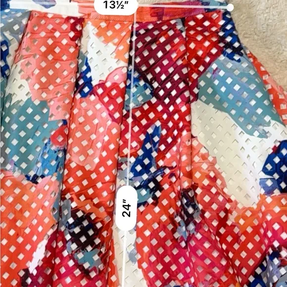Trina Turk Millan Poppy Print Floral Perforated Scuba Skirt Size 2