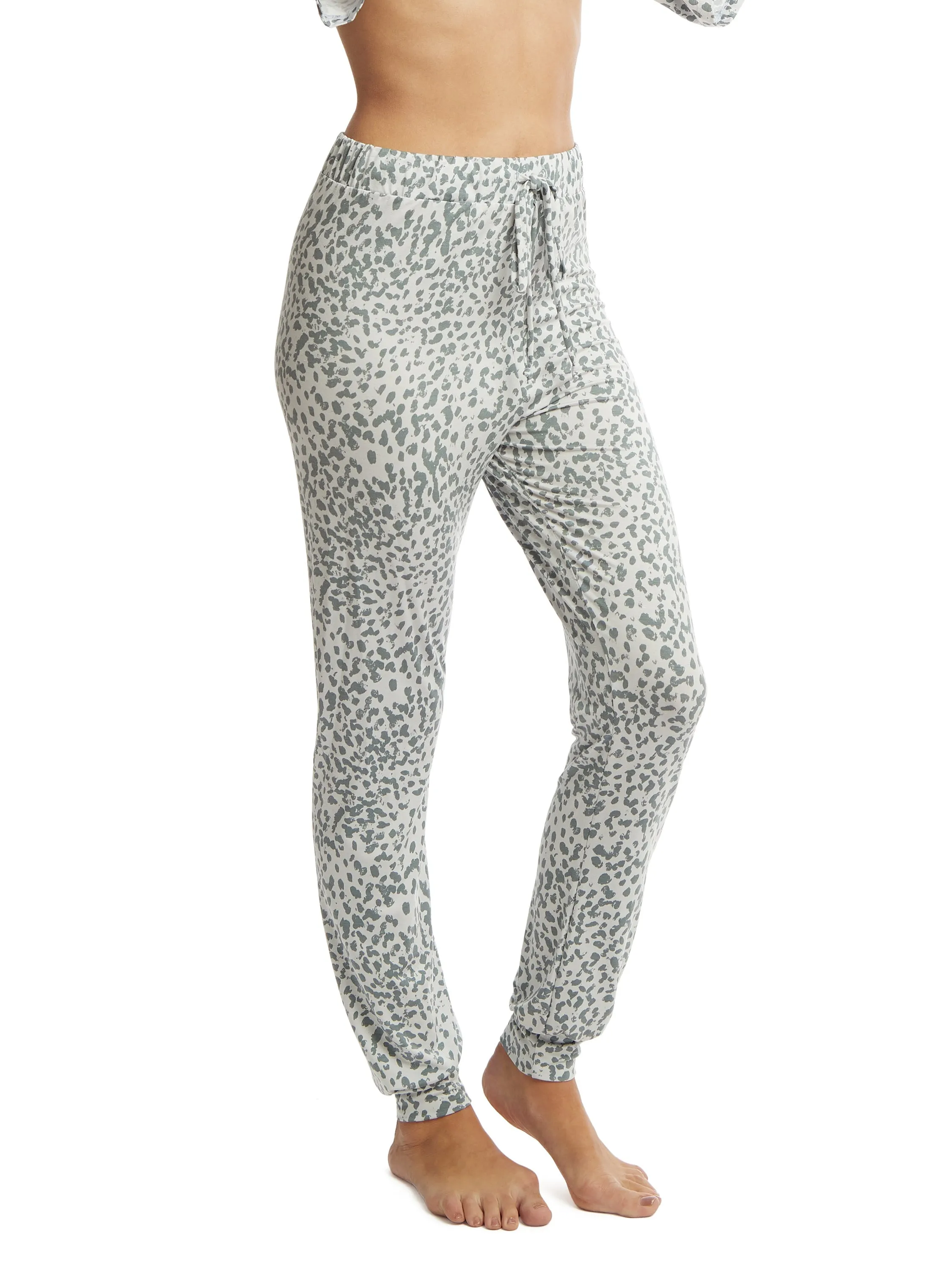 Unwind Jogger Snow Leopard Sale