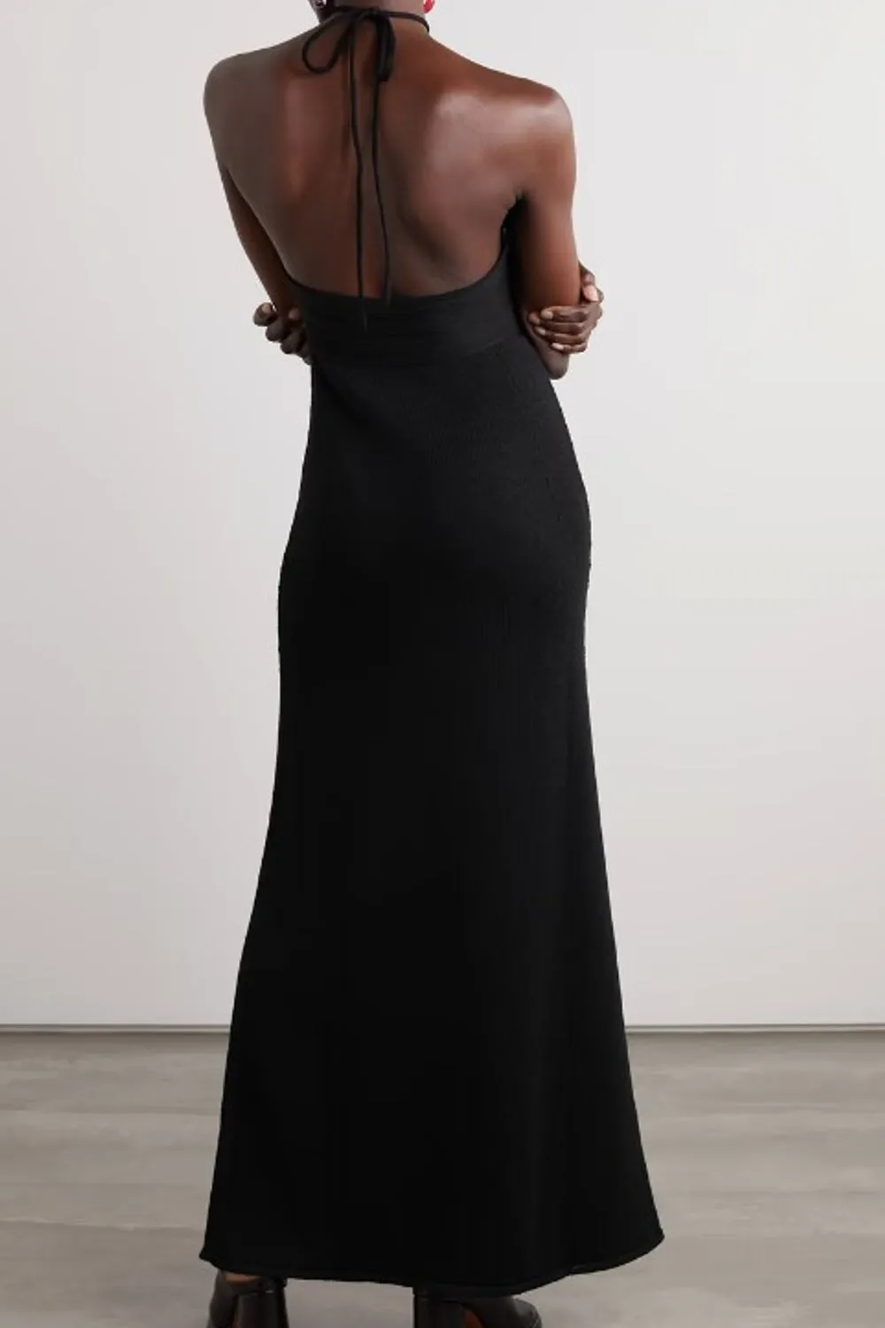 Ussuriysk Black Dress