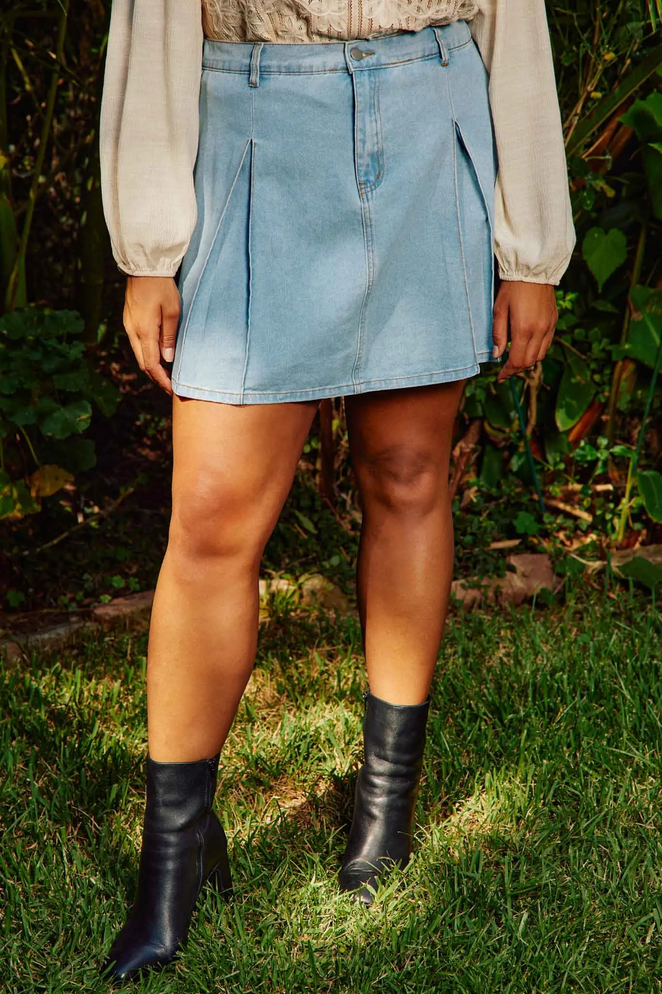 Womens Box Pleated Washed Denim Skirt