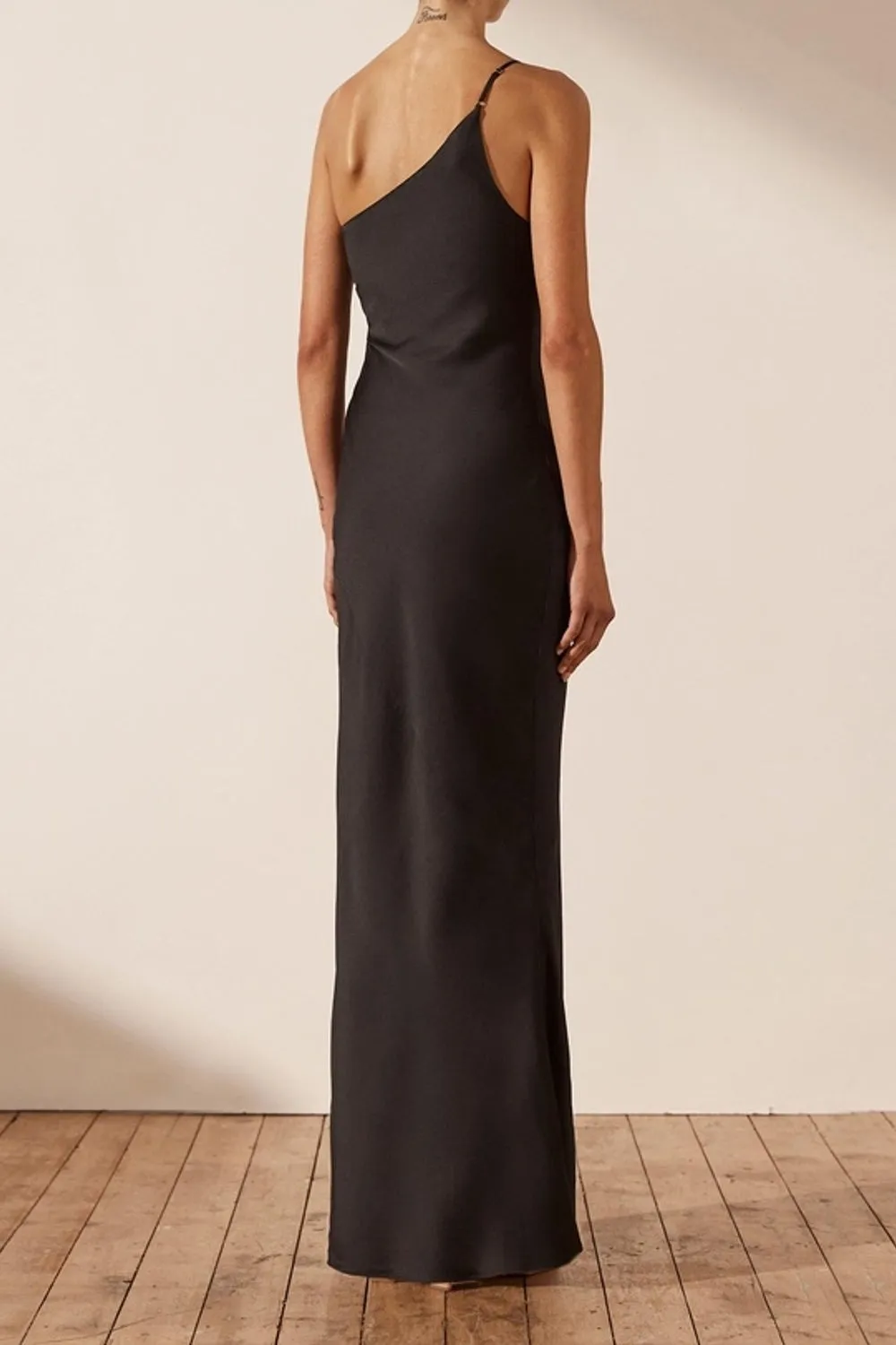 Yeongcheon Black Dress