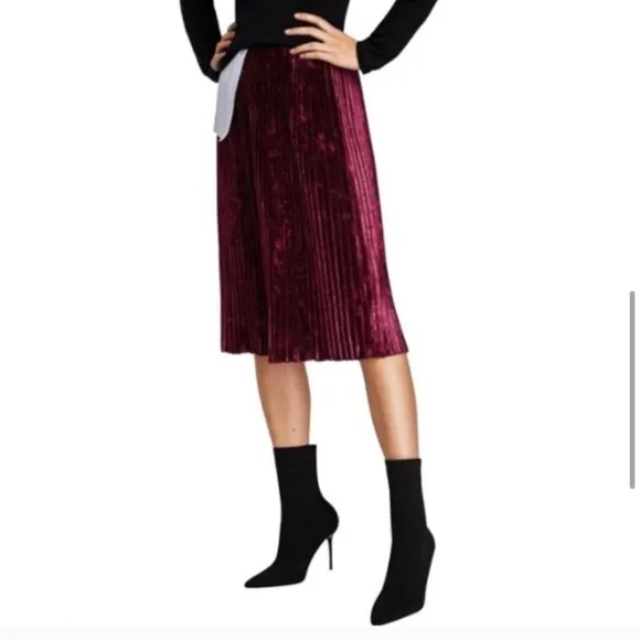 Zara Dark Red Velvet Pleated Skirt