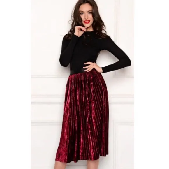 Zara Dark Red Velvet Pleated Skirt