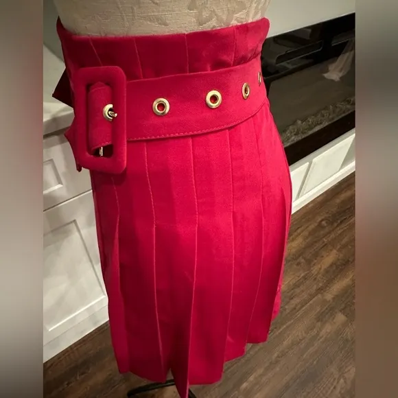 ZARA PLEATED BUCKLED MINI SKIRT SIZE S &amp; M